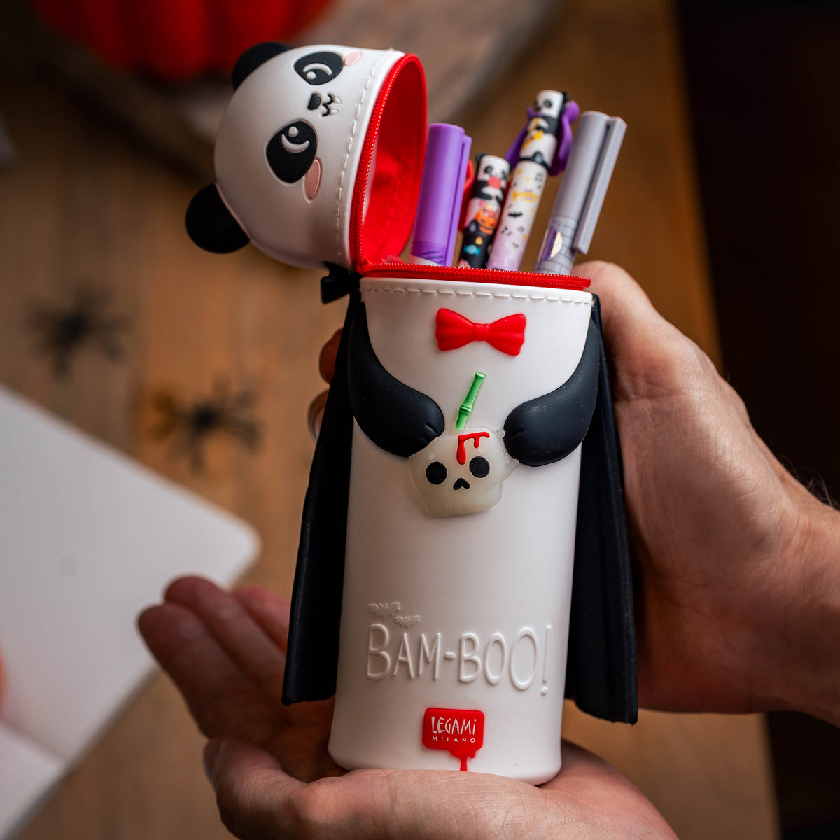 Legami - 2-in-1-Federmäppchen aus Silikon Panda „Bam-Boo“ - Kawaii